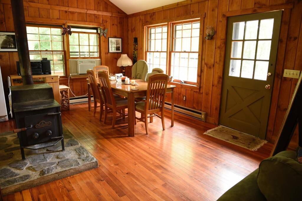 Fox Trot Cabin Meadows of Dan Экстерьер фото